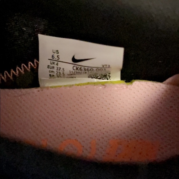 Wmns Renew Run 'Orange Pulse' - Picture 7 of 7